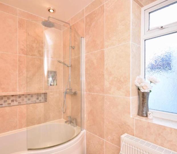 The Beach House - Fully Refurbed March 2024 Oystermouth Luaran gambar