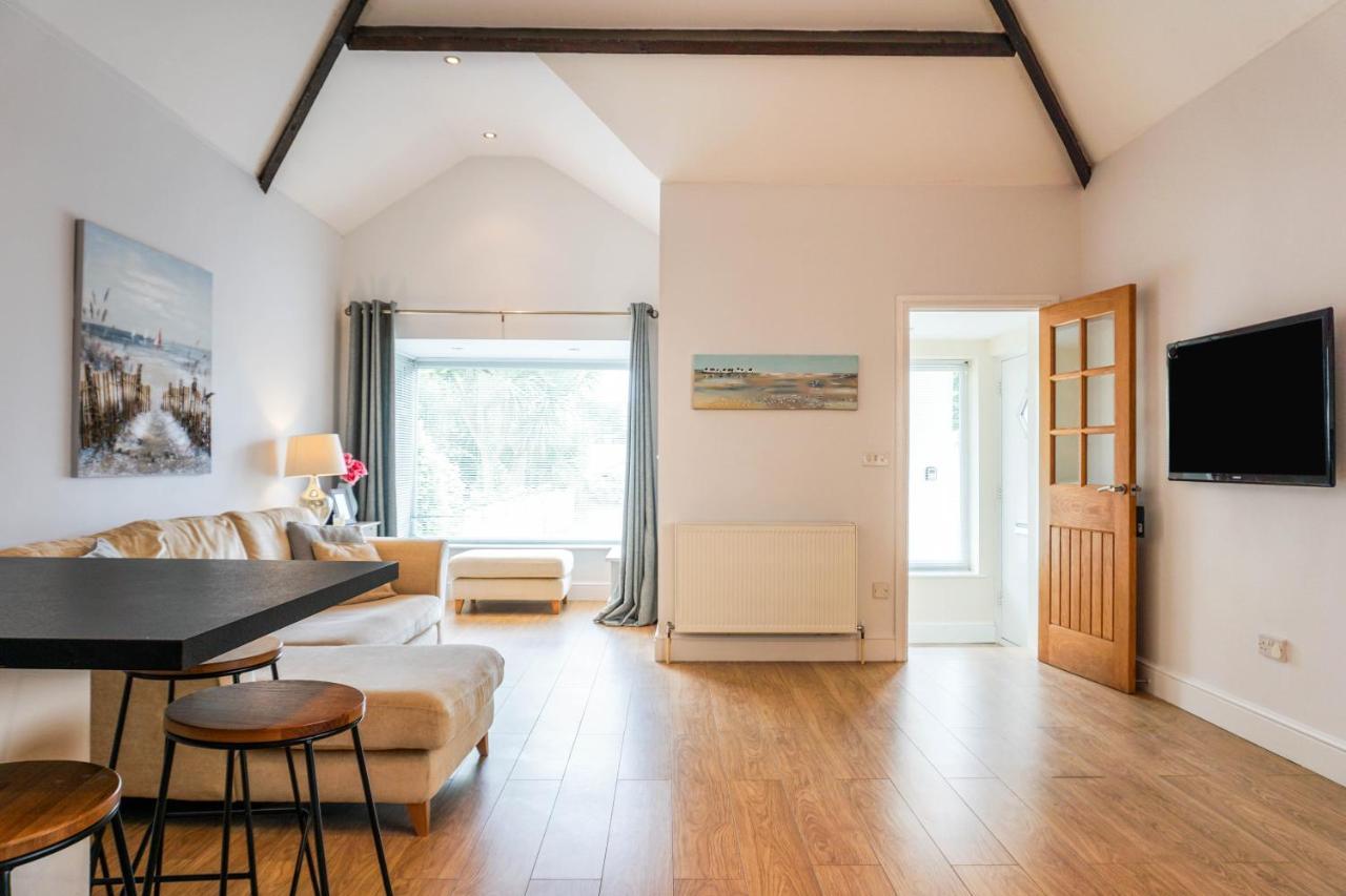 The Beach House - Fully Refurbed March 2024 Oystermouth Luaran gambar