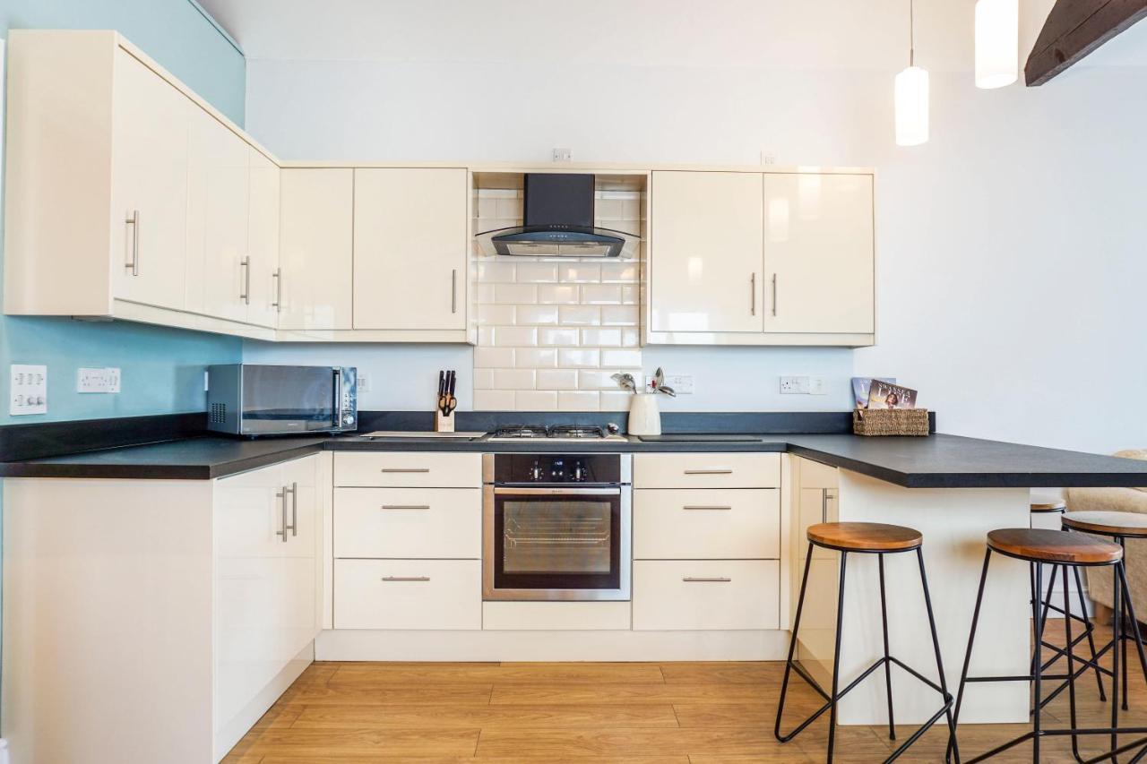 The Beach House - Fully Refurbed March 2024 Oystermouth Luaran gambar